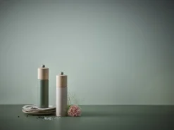 Peugeot Boreal salt mill, 21 cm, feather white