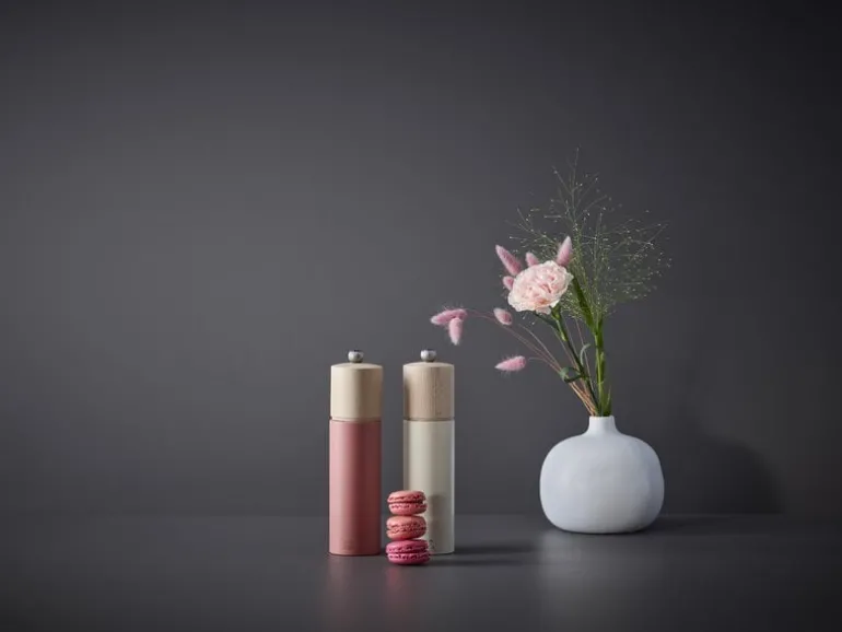 Peugeot Boreal salt mill, 21 cm, feather white