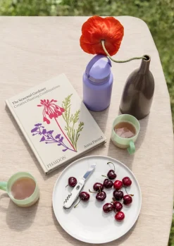 Phaidon The Seasonal Gardener: Creative Planting Combinations