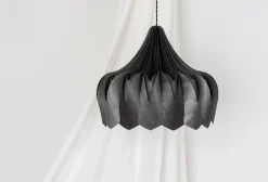 Pilke Lights Pioni pendant, large, black