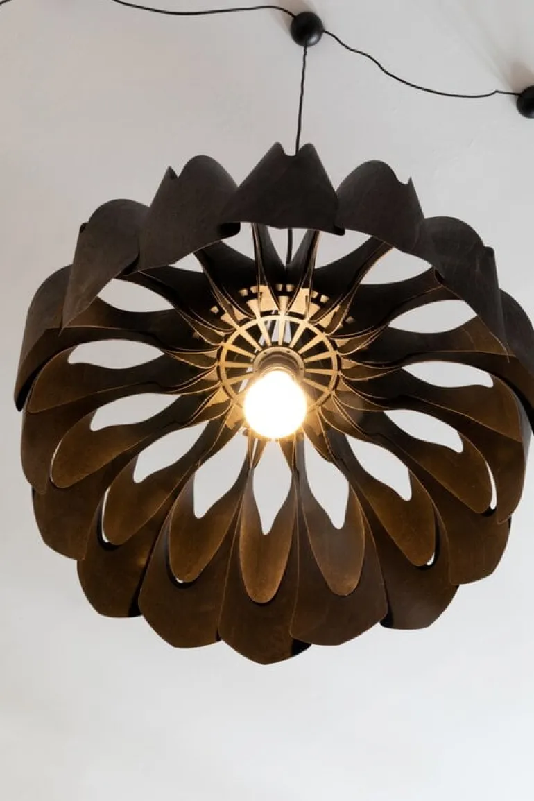 Pilke Lights Pioni pendant, large, black