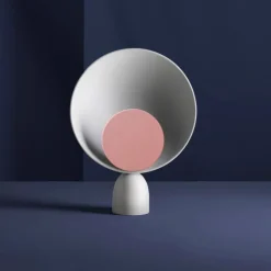 PLEASE WAIT to be SEATED Blooper table lamp, indian red