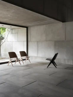 Poiat Lavitta lounge chair, black