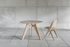 Poiat Lavitta table, round, 100 cm, oak