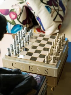 Printworks Classic - Art of Chess, mirror