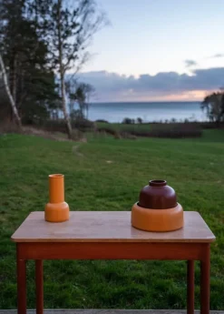 Raawii Omar vase, tawny