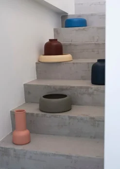 Raawii Omar vase, tawny