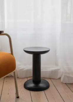 Raawii Thing stool, black