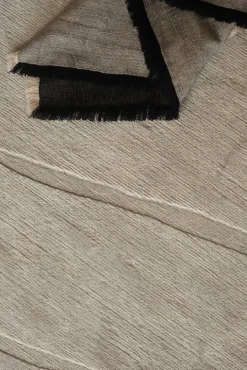 Roots Living Rock rug, light grey