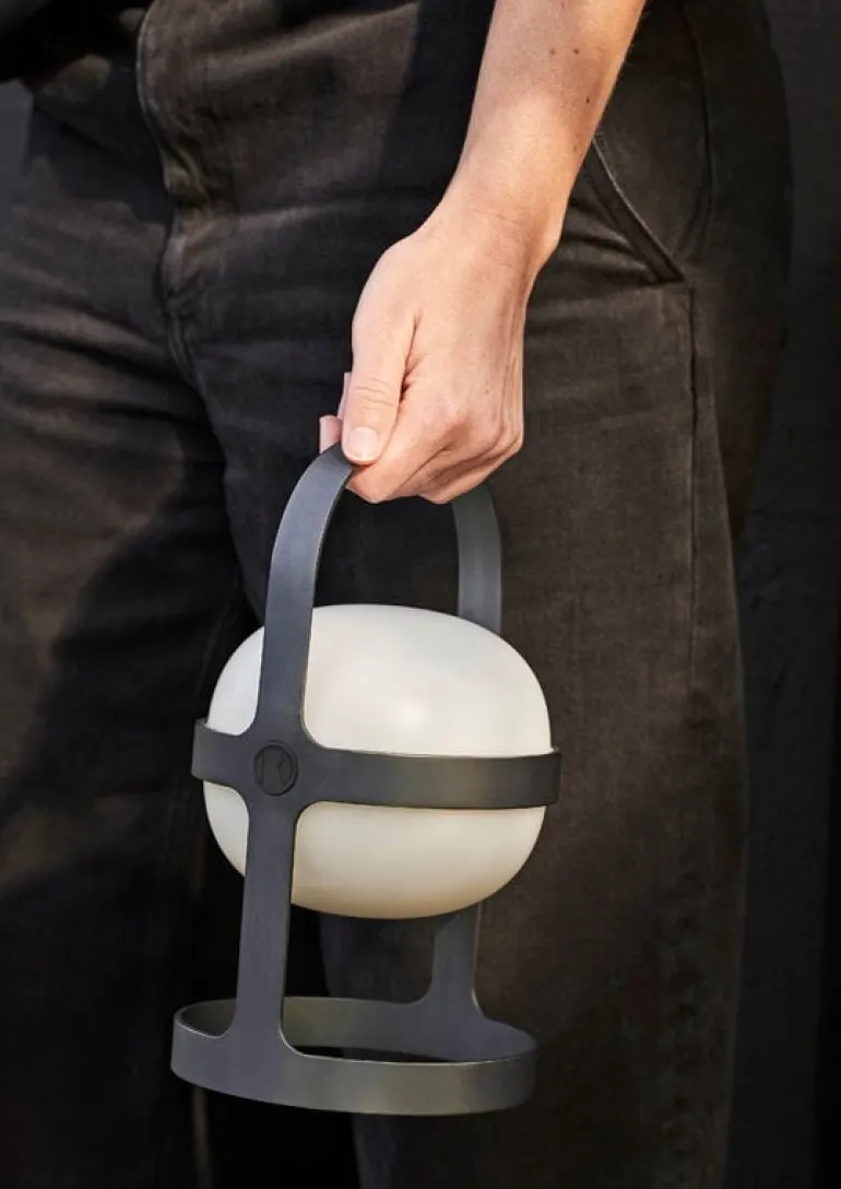 Rosendahl Soft Spot Solar portable table lamp, 18,5 cm, black