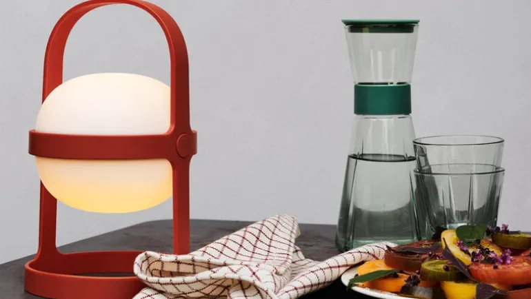 Rosendahl Soft Spot Solar Circular portable table lamp, 25 cm, terracotta