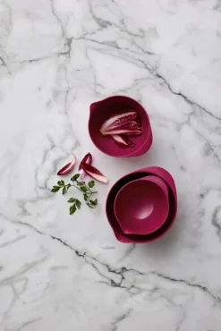Rosti Margrethe mixing bowl, 1.5 L, beetroot