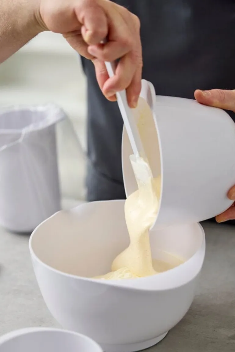 Rosti Margrethe mixing bowl 3 L, white