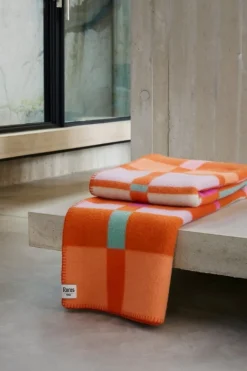 Røros Tweed City throw, 135 x 200 cm, orange