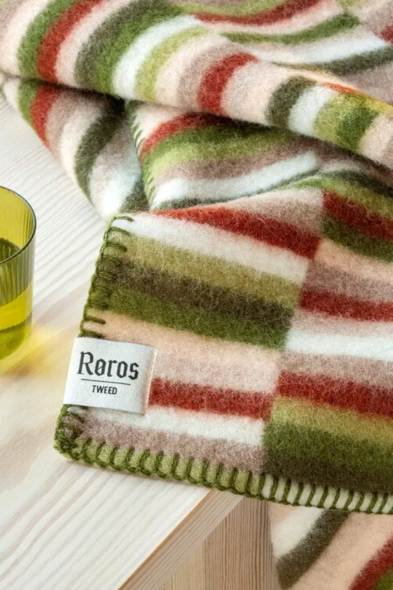 Røros Tweed Ida throw, 135 x 200 cm, olive burgundy