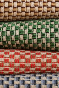 Røros Tweed Isak throw, 150 x 210 cm, red sumac
