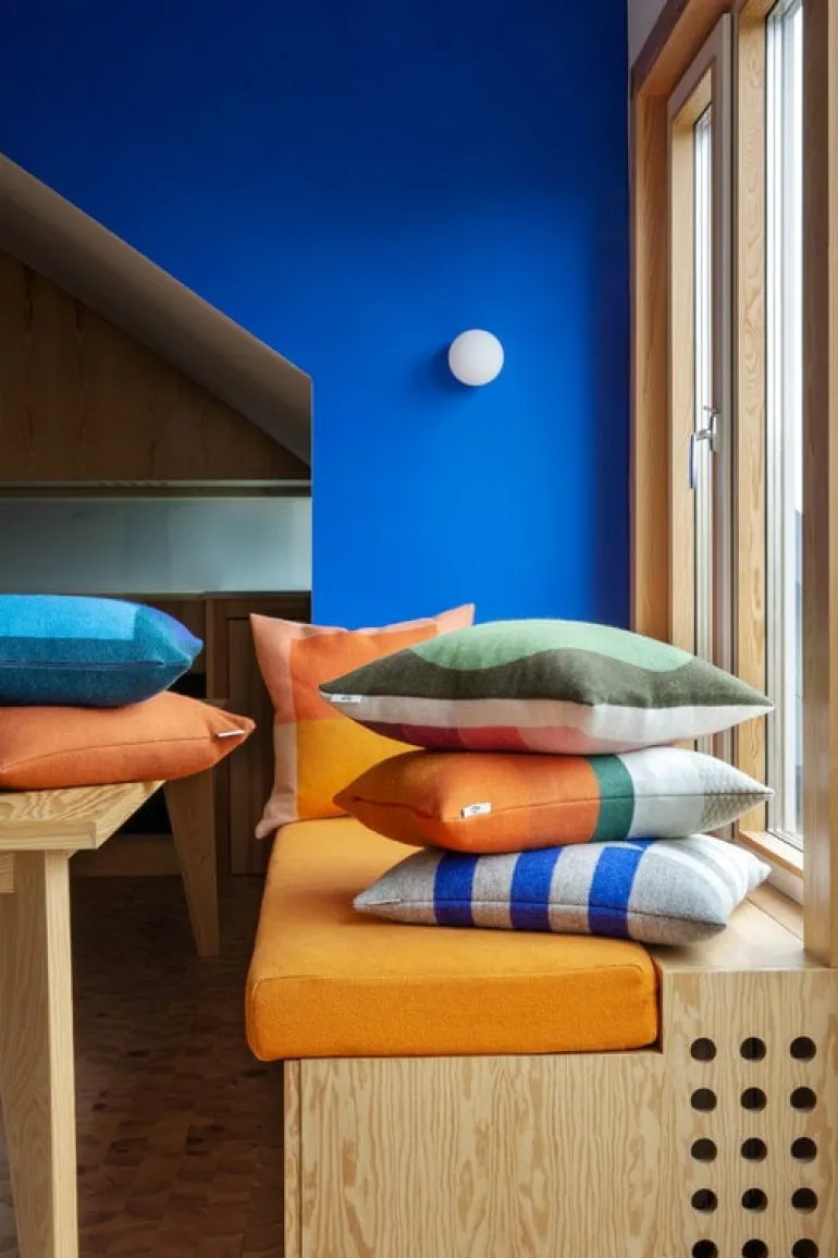 Røros Tweed Kvam cushion, 50 x 50 cm, blue