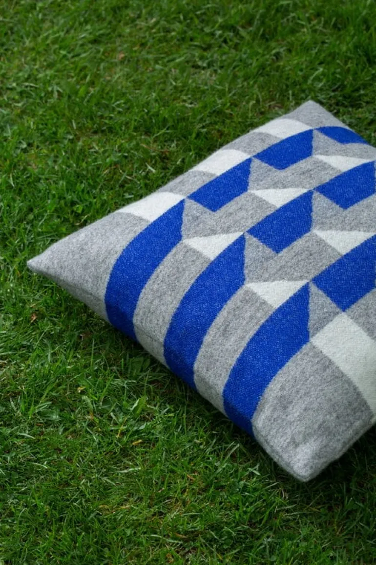 Røros Tweed Kvam cushion, 50 x 50 cm, blue