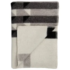 Røros Tweed Kvam throw, 135 x 200 cm, greyscale