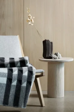 Røros Tweed Kvam throw, 135 x 200 cm, greyscale