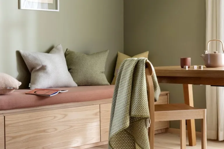 Røros Tweed Mello cushion, 50 x 50 cm, leaf green