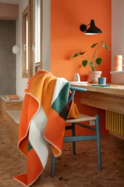 Røros Tweed Mikkel throw, 100 x 135 cm, orange