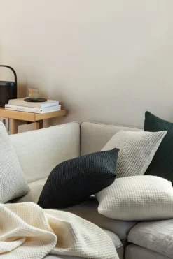 Røros Tweed Vega cushion, 50 x 50 cm, dark green