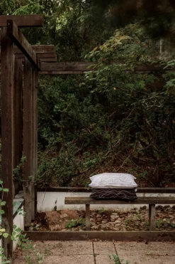 Saana ja Olli Rakkauden meri cushion cover, 40 x 60 cm, white - black