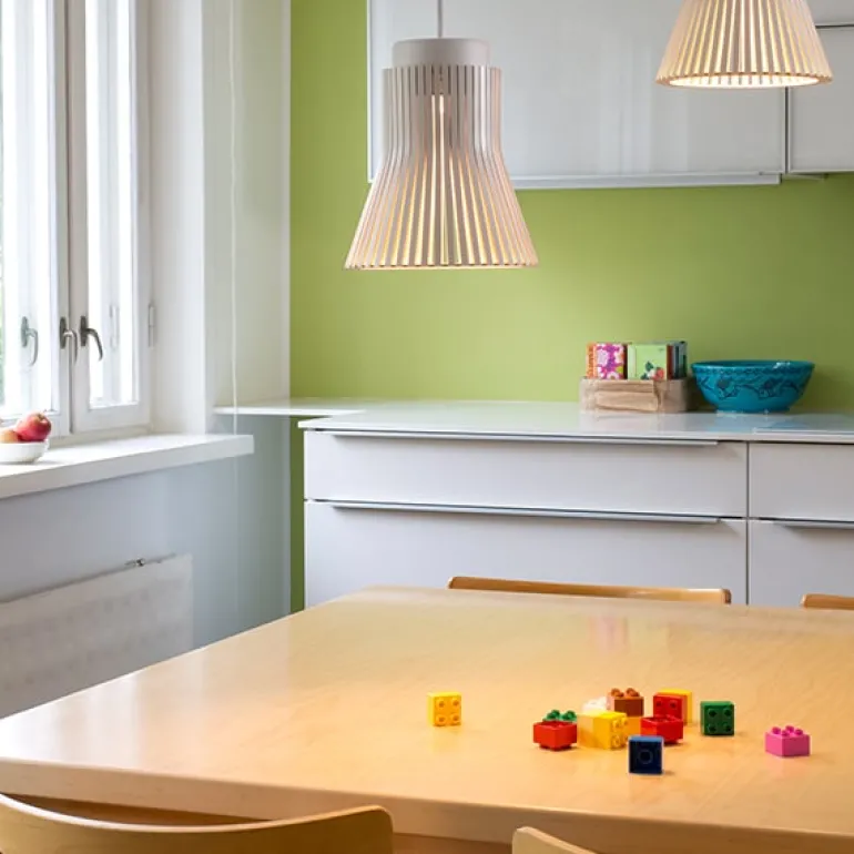 Secto Design Petite 4600 pendant, white