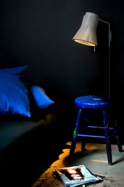 Secto Design Petite 4630 wall lamp, white