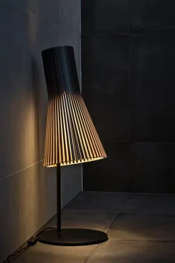 Secto Design Secto 4220 table lamp, black