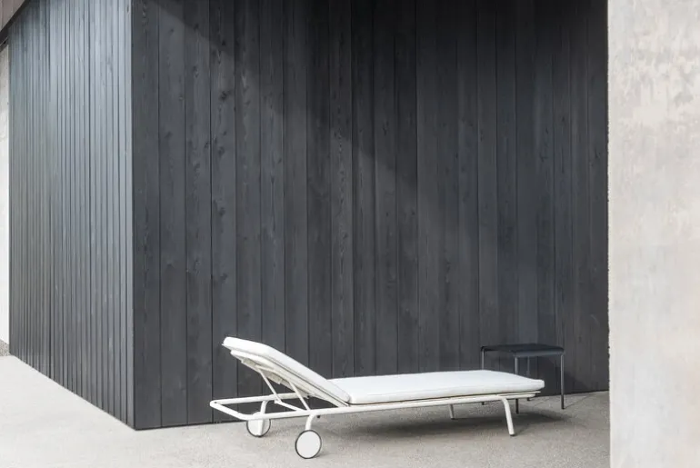 Serax August sun lounger, sand