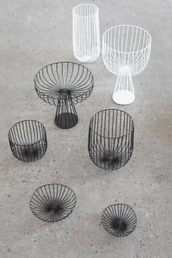 Serax Catu basket with stand, black