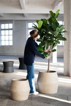 Serax Construct pot S, beige