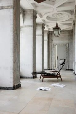 Sibast AV Egoist chaise longue w/ cushion, walnut - black leather