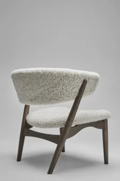Sibast No 7 Lounge chair, fully upholstered, dark oiled oak - sheepskin