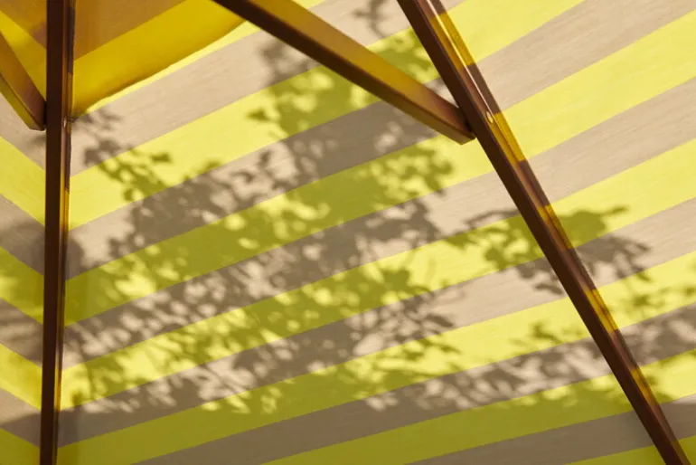 Skagerak Messina umbrella 300 x 300 cm, lemon - sand