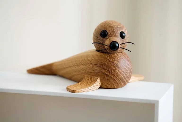 Spring Copenhagen Female Seal figurine