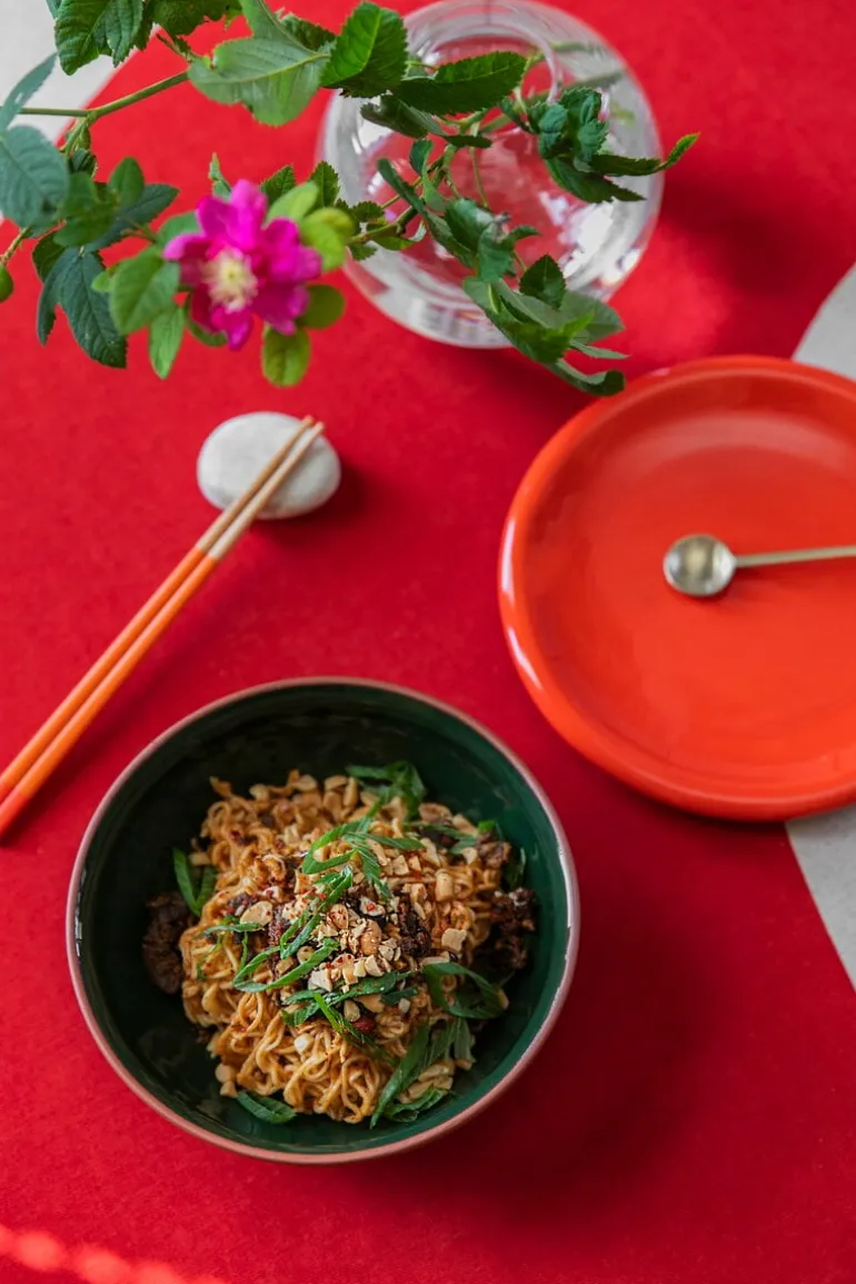 Spring Copenhagen Laine vase, ball, 13,5 cm, clear