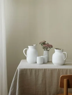 Stelton Amphora vacuum jug for tea, 1 L,  soft white