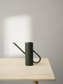 Stelton Bloom watering can, pine