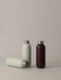 Stelton Keep Cool water bottle, 0.6 L, berry