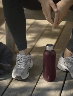 Stelton Keep Cool water bottle, 0.6 L, berry