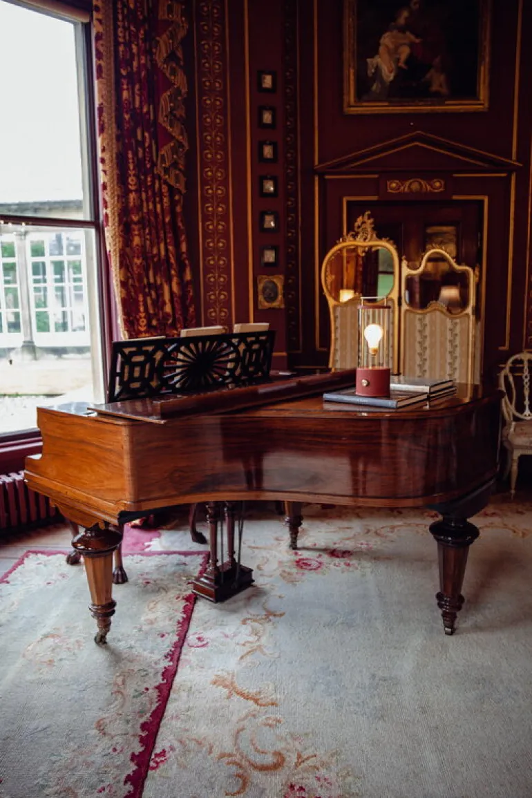 Tala The Muse portable lamp, Pomona Red