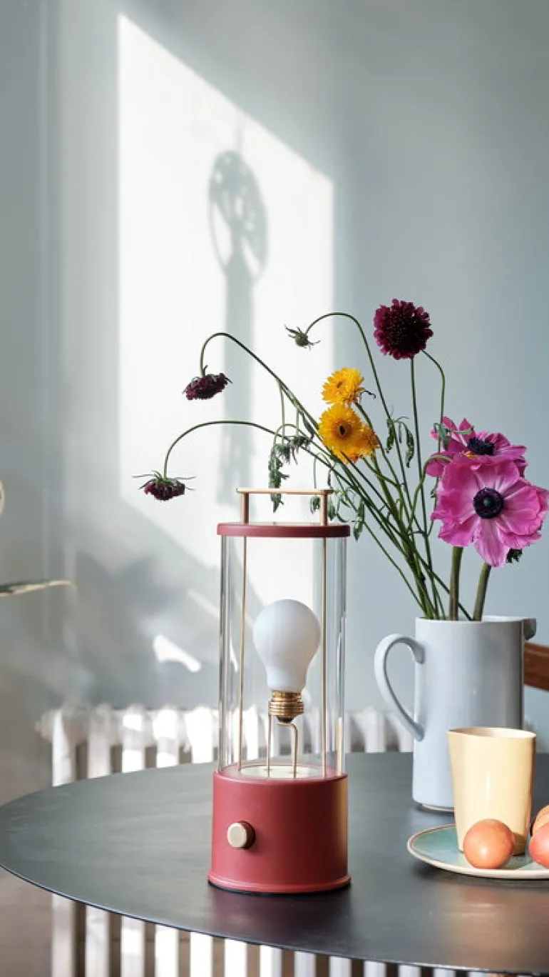 Tala The Muse portable lamp, Pomona Red