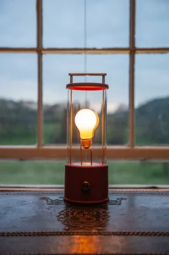 Tala The Muse portable lamp, Pomona Red