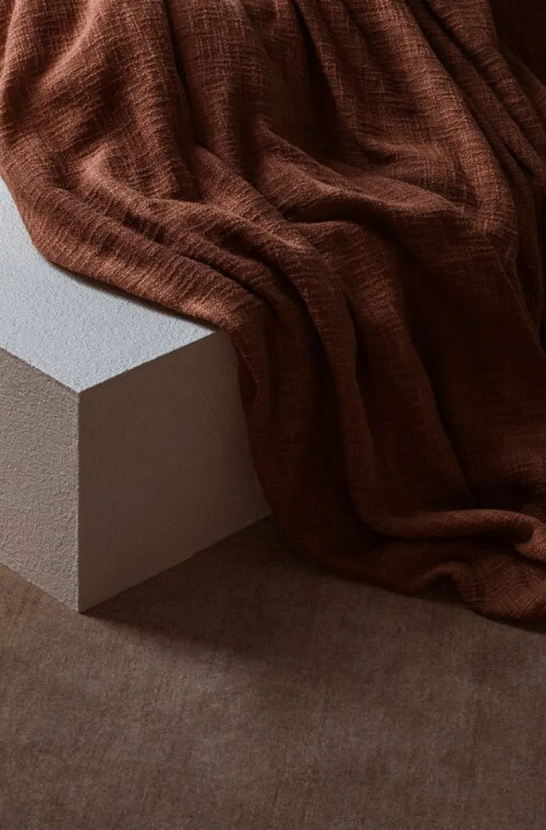 Tameko Dale bed throw, 260 x 260 cm, rust
