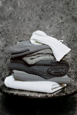 The Organic Company Big Waffle hand towel, natural white