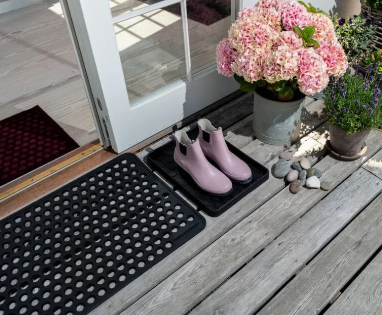 Tica Copenhagen Dot doormat, 45 x 75 cm, black