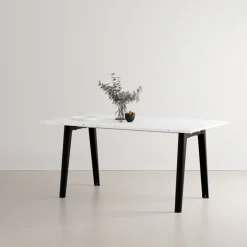 TIPTOE New Modern table 160 x 95 cm, recycled plastic - graphite black